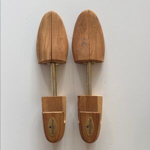 Rochester Cedar Shoe Trees
